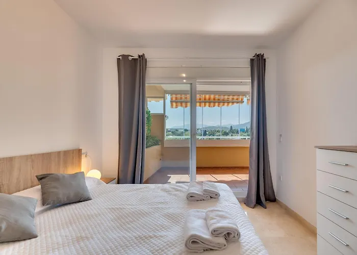 Aguamarina Gamonal Apartment